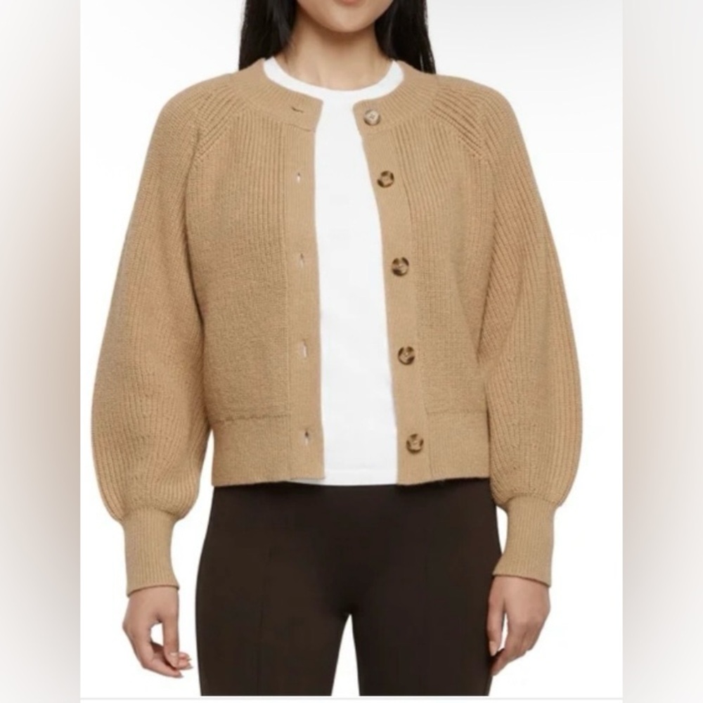 Banana Republic Women's Button Front Cardigan Tan.